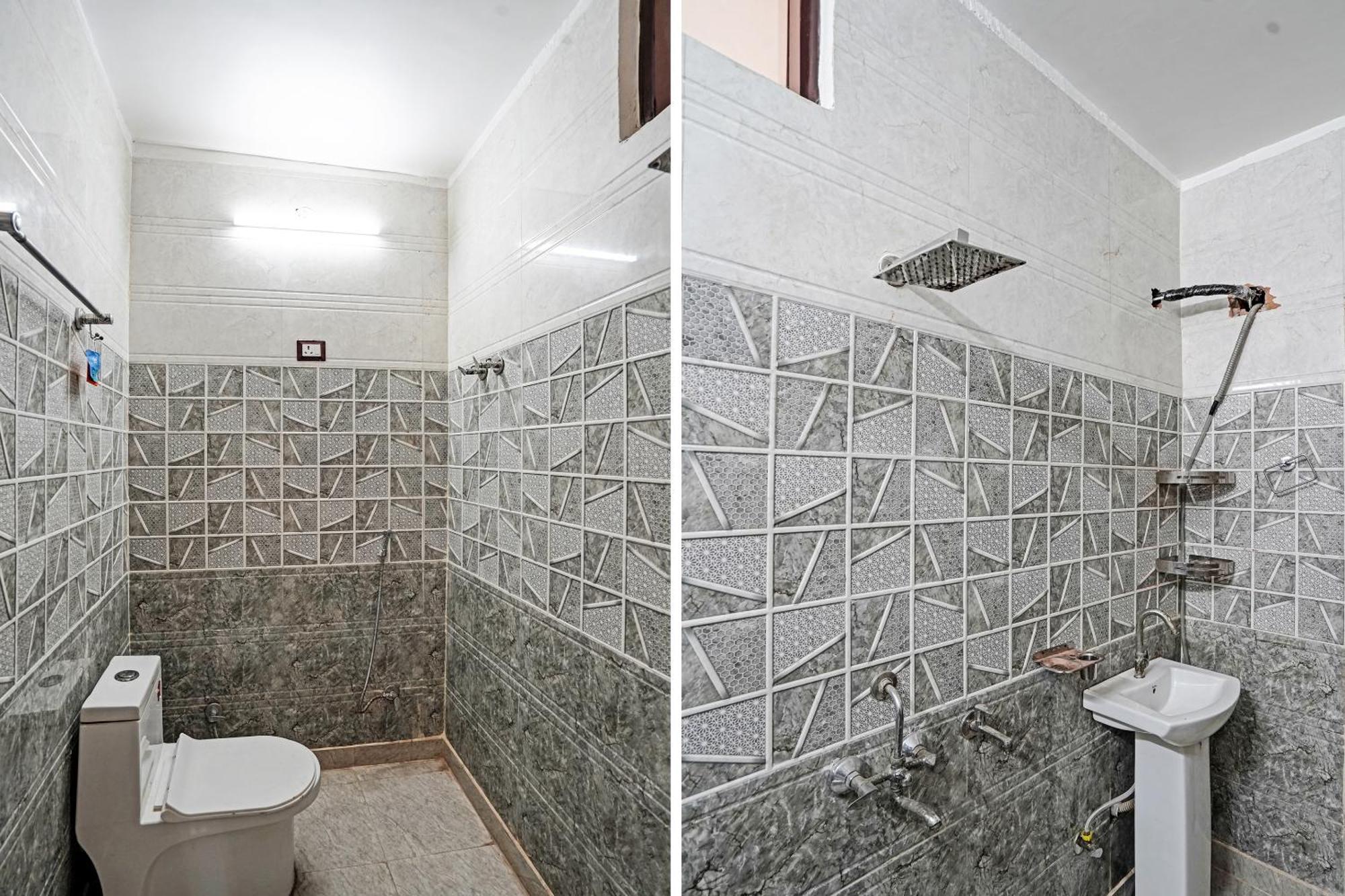 Play- Platinum Sector144 Couple Friendly Hotel Noida Bagian luar foto
